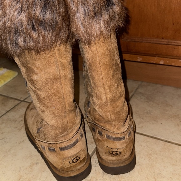 UGG ROSANA Chestnut Winter Boots - Picture 2 of 7